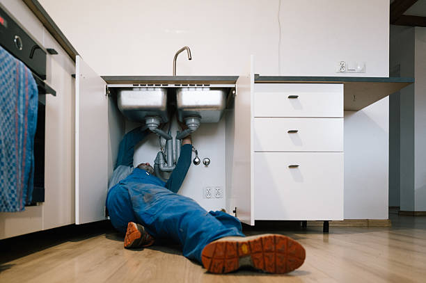 Professional Leak Detection technician working in Spring Valley, NY